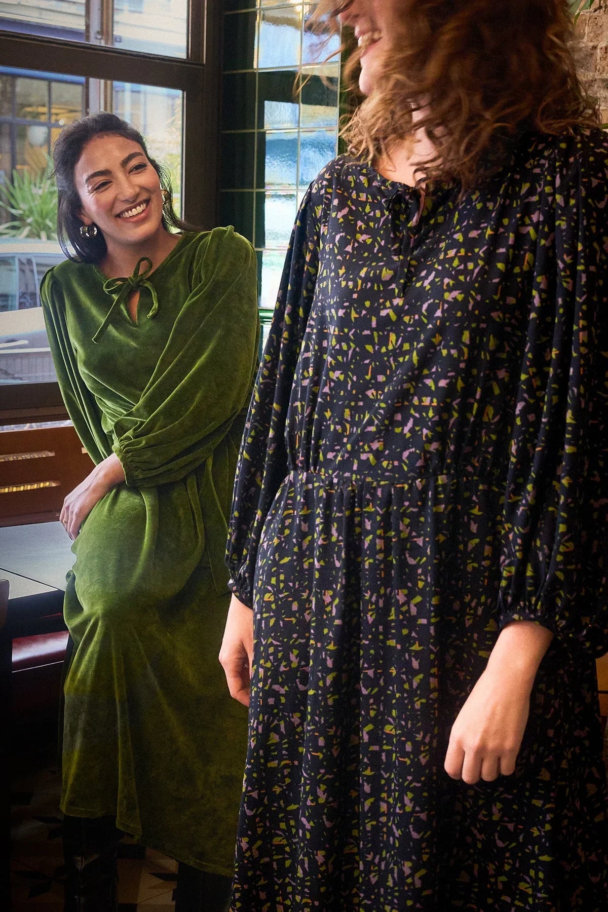 Kit couture Maéli et Atelier Brunette, robe ressourcée, longues ceinturée.
