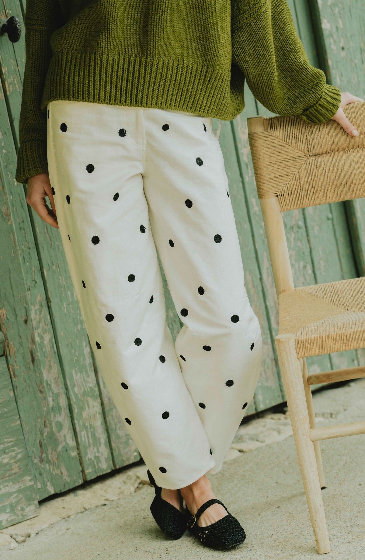 detail patron pantalon coupe barrel volume jambe arrondi couture structuree effet boule