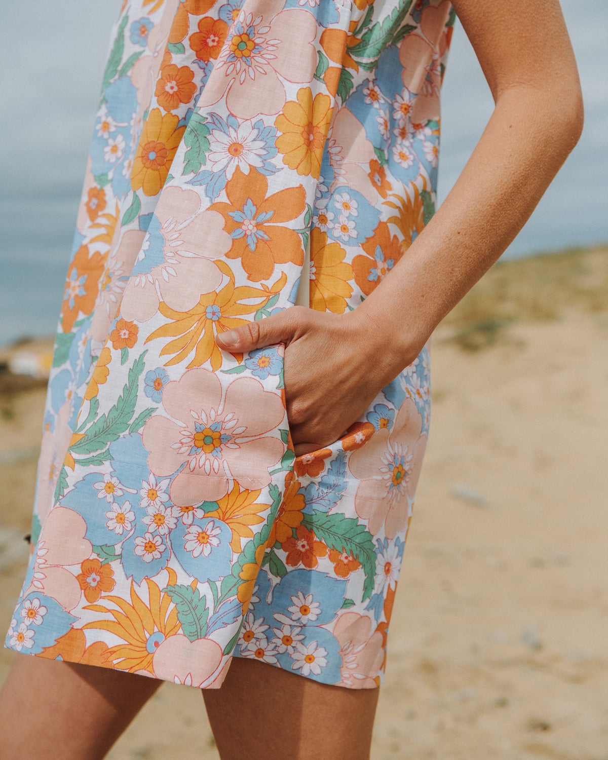 robe trapeze femme avec poches detail tissu fleuri patron couture