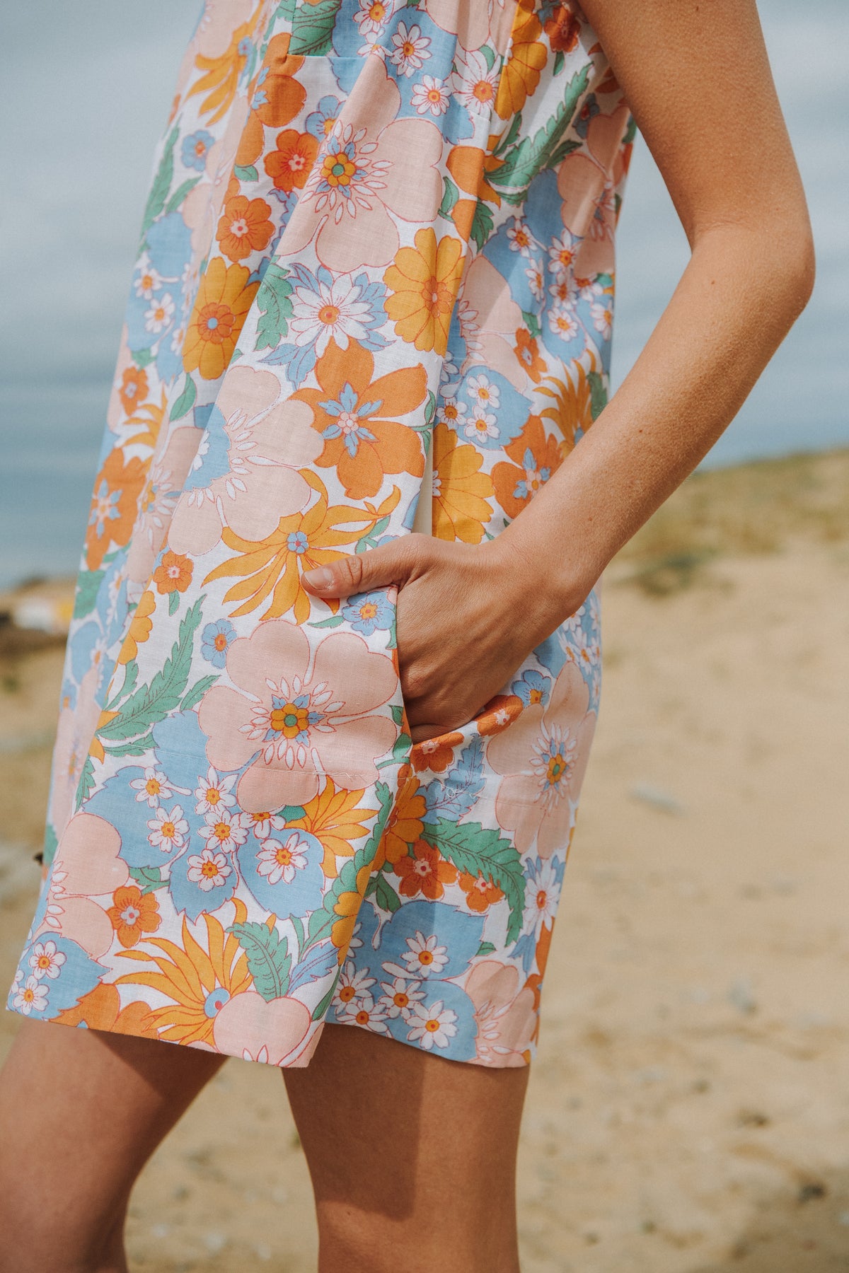 robe trapeze femme avec poches detail tissu fleuri patron couture