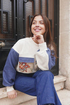 Sweat Simone fleuri bleu marine en coton de Maéli Paris.